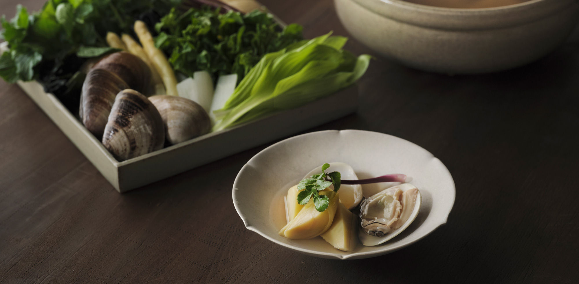 季のあわい鍋　蛤と筍、春の芽吹き