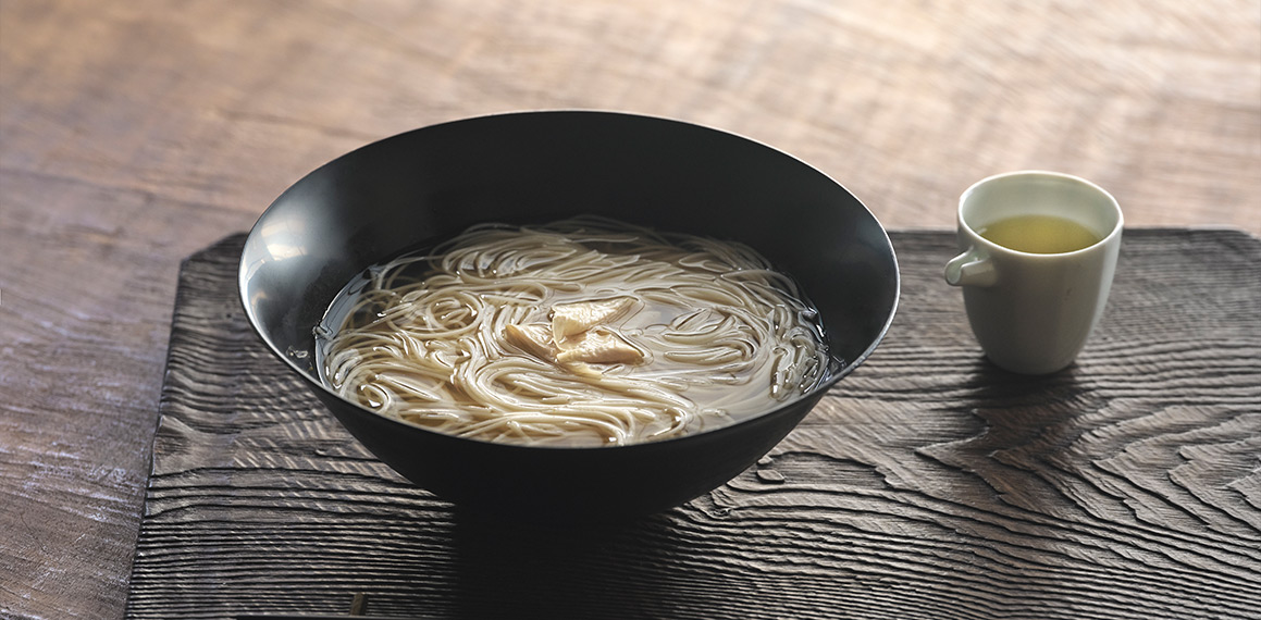 煮麺　柚の香と山椒香油